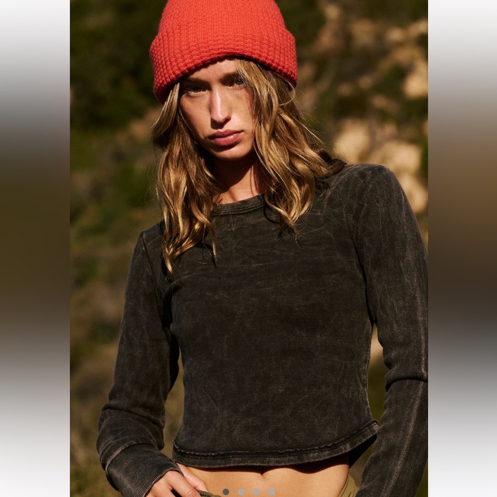 Free people ribbed long sleeve baby tee